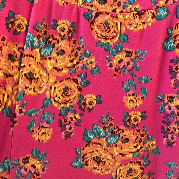 NET SCOOP NECK SQUARE MIDI DRESS - Picture 6 of 6